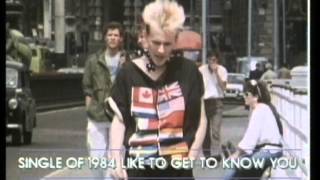 Paul Young wins Best Male presented by Toyah | BRIT Awards 1985