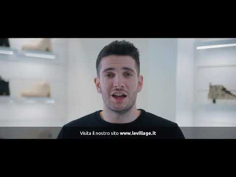 download lagu mp3 mp4 Le Village Sneakers, download lagu Le Village Sneakers gratis, unduh video klip Le Village Sneakers