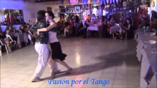 LUCILA BARDACH y MARCELO LAVERGATA Bailando el Vals BAJO UN CIELO DE ESTRELLAS en CHE PAPUSA