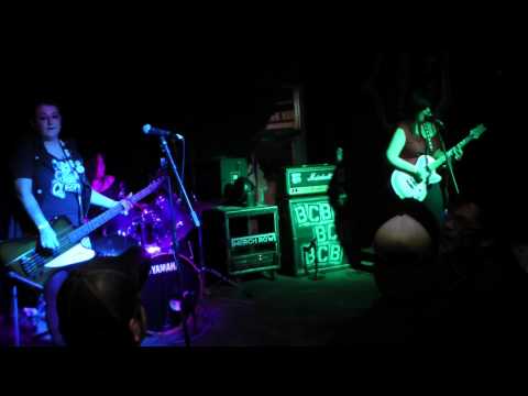 Areolas at Wills Pub (Part 1)