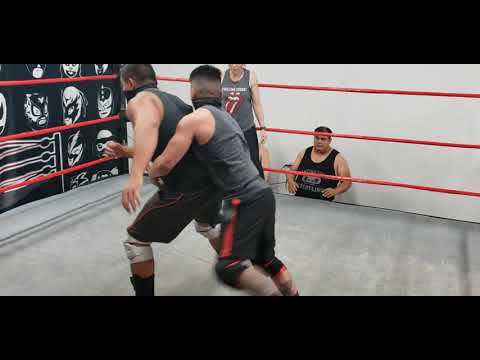 Advanced class warm up spot with Vinny Wasco and Mak