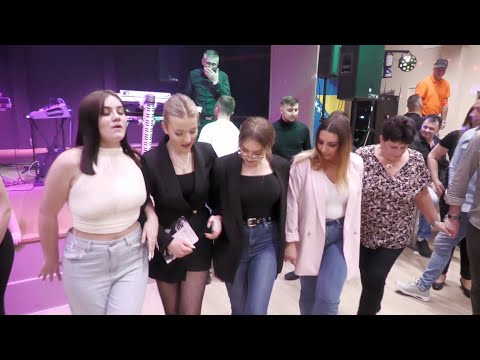 Kad mlade Podrinjke kolo povedu nastaje vriska i lom u po Švicarske - Bosansko sijelo Rances Yverdon