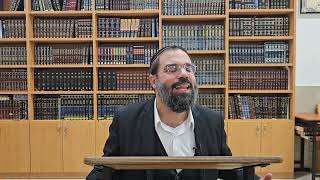 הרב חיים סרוסי - פרשת משפטים תשפ"ה - למה יש מינוס בבנק ? (הרב חיים סרוסי) - התמונה מוצגת ישירות מתוך אתר האינטרנט יוטיוב. זכויות היוצרים בתמונה שייכות ליוצרה. קישור קרדיט למקור התוכן נמצא בתוך דף הסרטון