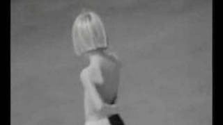 Bài hát Oceans - Nghệ sĩ trình bày Pearl Jam