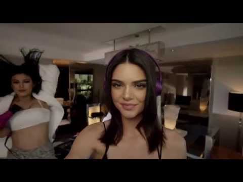 Beats Solo2 TV Commercial, 'Solo Selfie' Song by Axwell Ingrosso