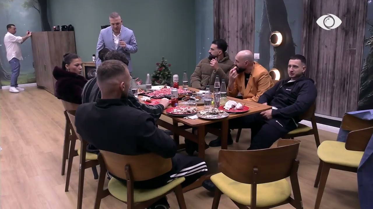 “Ishte grackë”/ Arsida diskuton me grupin për Livian: Ka bërë provokime me të gjjtha vajzat