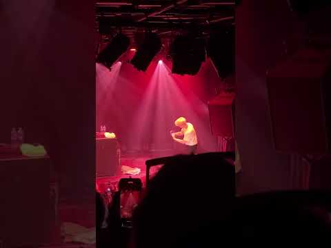 EARLY - JUNNY (ft. DUT 2 & SOULBYSEL) in Melkweg, Amsterdam 27.3.2023