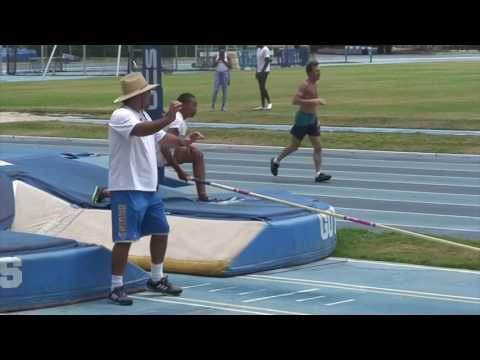 Mariah Lark @ UCLA Pole Vault Camp June 2016