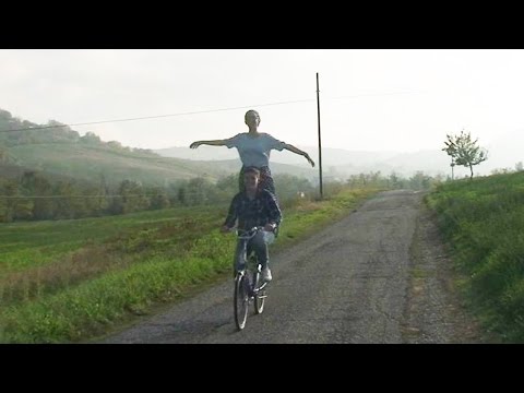 Fino all'ultimo frame (2015) - Trailer Istituto Selmi (classe 2 L)