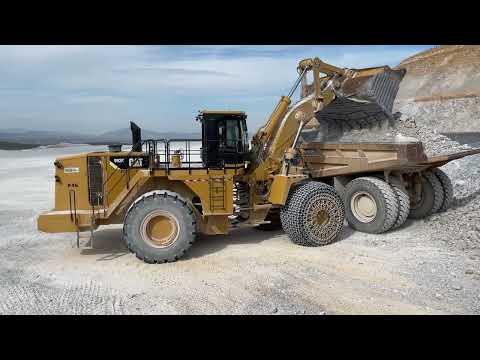 Caterpillar 992K Wheel Loader Loading Caterpillar 777F Dumper - Interkat SA