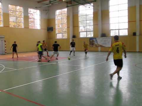 StrefaFutbolu.pl: Nieobliczalni - Dynamo