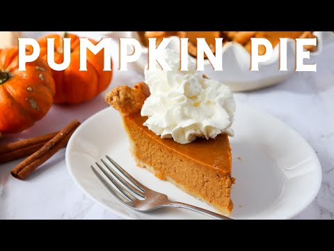 Classic PUMPKIN PIE recipe | Anitas Delights