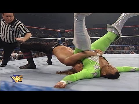 HHH w/ Chyna vs Flash Funk (Chyna’s First Entrance With Helmsley!) RAW IS WAR 17/3/97