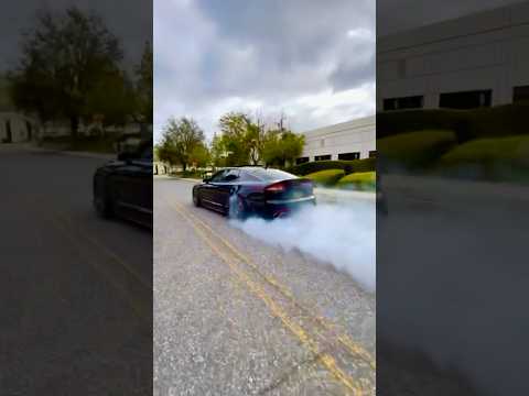 kia stinger gt2 lap 3 TCU #stinger #twinturbo #burnout