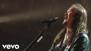 Travis Tritt - Livin&#39; On Borrowed Time (from Live &amp; Kickin&#39;)