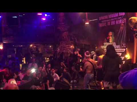 TONY Q RASTAFARA - HATI HATI PILIH CALON PEMIMPIN ( LIVE IN BALI )