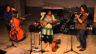 Leyla McCalla sings at BRIC  Manman Mwen  (tequila minsky)  Febr 2014