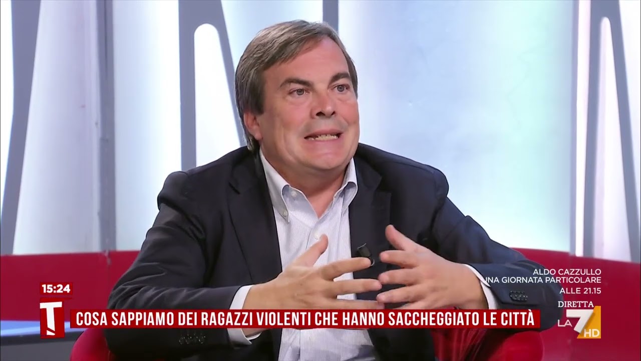 Scontri nelle piazze, Amendola: “Nei mondi giovanili c’è un problema della società”