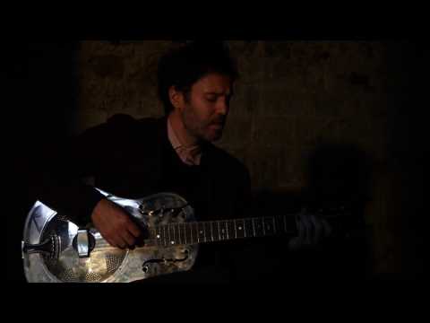 Piers Faccini - Drone (Live acoustic)