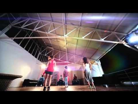 Axel Tony Feat Kayliah [LE CLIP] - Pourquoi revenir maintenant