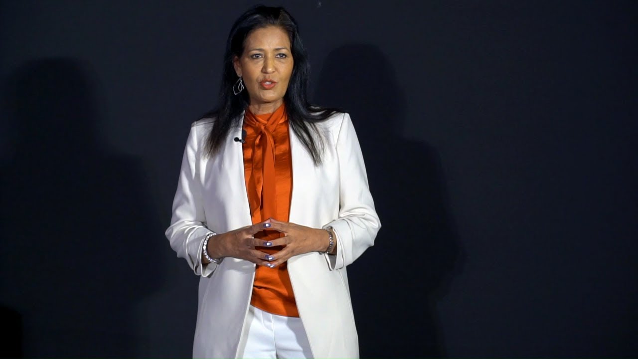 Veera Mahajan on stage