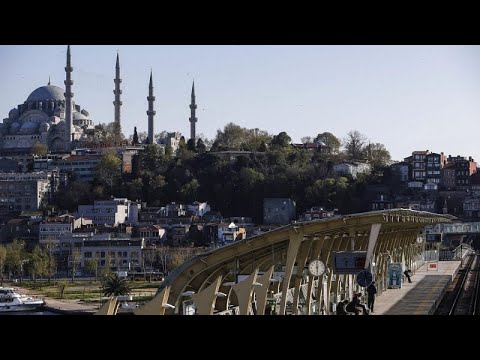 Gebäudeeinsturz in Istanbul: Haus hatte erhebliche Baumängel