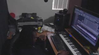 Producer Versatyle Beatz creates a soul sample in Fl Studio in under 5 mins