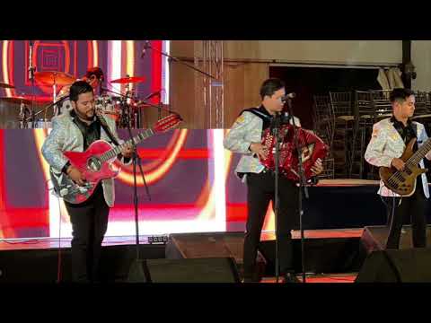 BACKERSFIELD- GRUPO LOS CHAVALOS