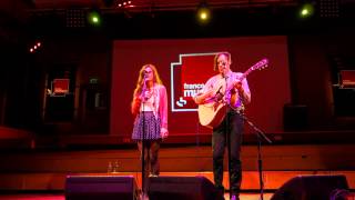 of Montreal - Colossus (acoustic live session @ Studio 106, Paris)