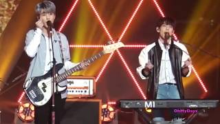 DAY6 Wonpil&#39;s Keyboard Drops (Young K Doesn&#39;t Notice)