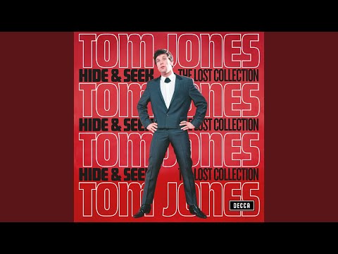 Videoclip de Triple Cross — Tom Jones