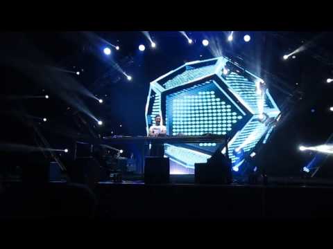 Tenishia @ Kiss FM birthnight