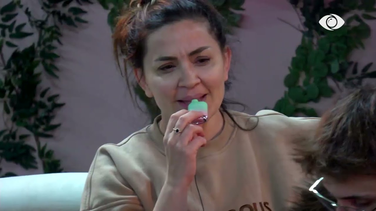 “Krimb i vogël”/ Rozana-Gjestit: Lojën e dua sikurse je ti, i fëlliqur…