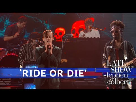 The Knocks ft. Foster The People Perform 'Ride Or Die'