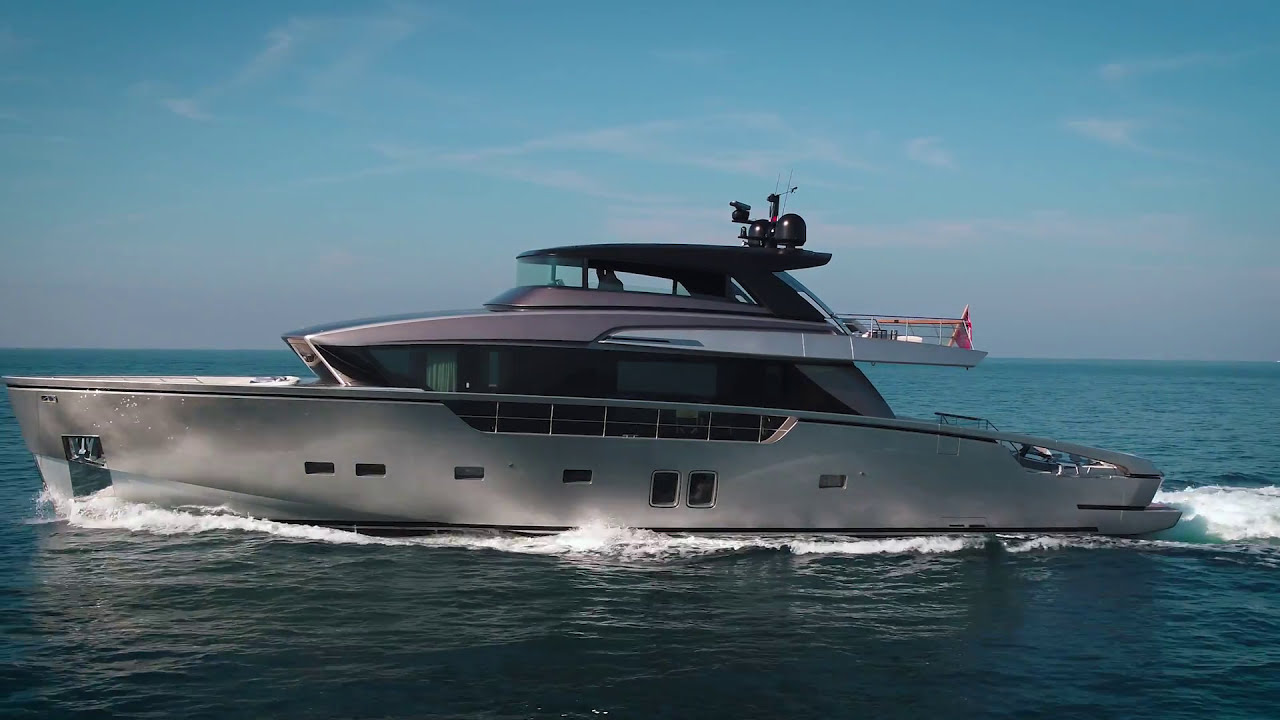 Sanlorenzo SX88 Trailer