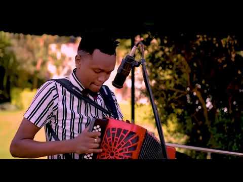 Dj Fatxo an Kamoko the Gold diggers