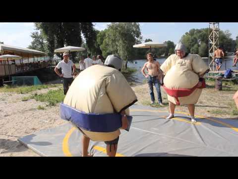 Видео Развлечение "Борьба сумо" 2