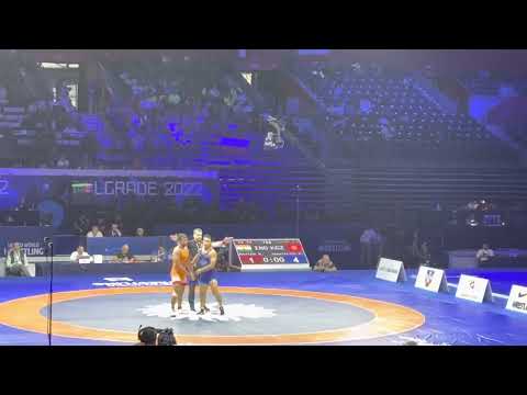 Ernazar AKMATALIEV (KGZ) df. Naveen NAVEEN (IND) - 70Kg