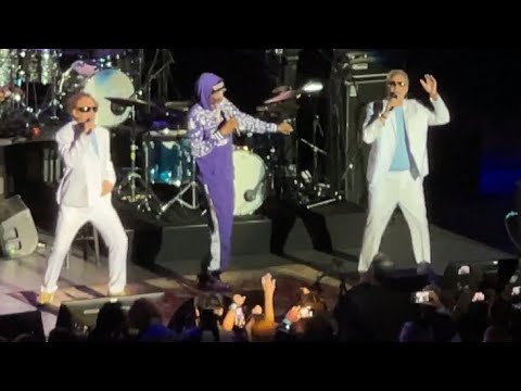 Snoop Dogg / Will Ferrell / John C. Reilly sing Boats ‘N Hoes (from Step Brothers) & Gin and Juice