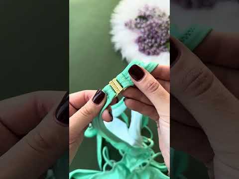 Суцільний купальник із зав'язками на шиї Jolidon 51201 та Купальник кроп-топ Jolidon 51199