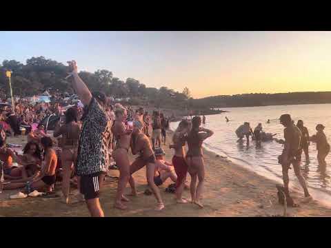 Funky beach boom 2023