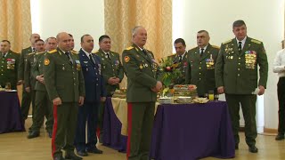 Հայոց բանակի զինվորականներ և հոգևորականներ պարգևատրվեցին Բանակի օրվա առիթով