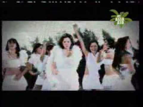 YouTube - Dewi Sandra - Melayang.flv