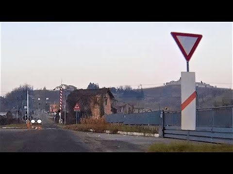 Dal passaggio a livello di Opessina (AT) al PL Agliano Terme (AT) # railroad crossing # bahnübergang