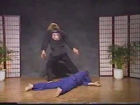 Kenpo Karate - Larry Tatum - All 24 1st Degree Black Self Defence Techniques in just over 11 Minutes