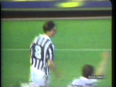 1993 (May 19) Juventus (Italy) 3-Dortmund (Germany) 0 (UEFA Cup)-Final, .mpg
