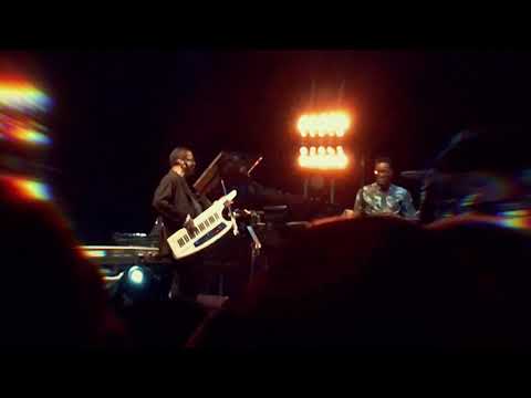 Herbie Hancock versus Gregoire Maret