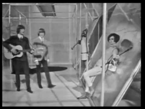 PETER AND GORDON - WORLD WITHOUT LOVE  ( GRANADA STUDIOS )