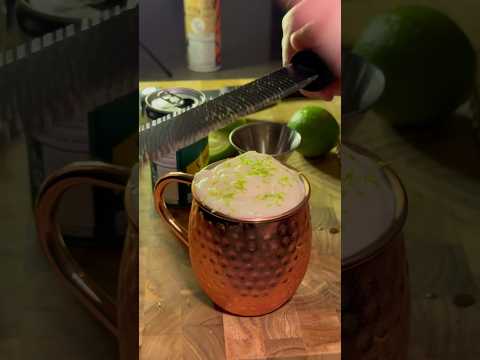 moscow mule - brazilian style 🫚🍹 #moscowmule #asmrdrinks