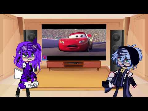 | Finn Mcmissile and Holley Shiftwell react to all crashes | cars 2
